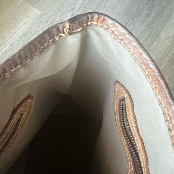 Louis Vuitton Brown GM bucket - Picture 4 of 16